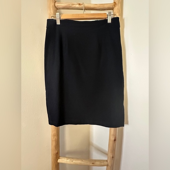 EILEEN FISHER Classic Black Mini Skirt XS Work Business Casual Party Pull On - Picture 4 of 6